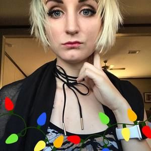 Meet your Posher, Lois